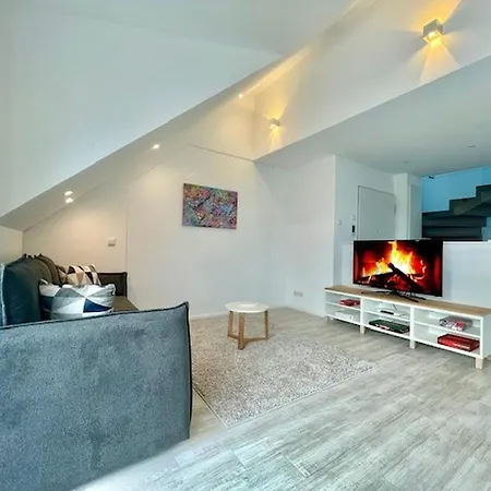 Living Timeless- Design Meets Style Bodensee Mit 2 Parkplaetzen, 40Qm Terrasse Fuer Bis Zu 6 Personen Friedrichshafen Exterior photo