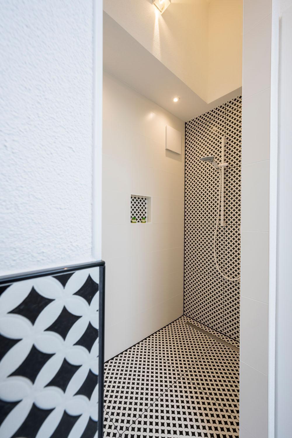 Living Timeless- Design Meets Style Bodensee Mit 2 Parkplaetzen, 40qm Terrasse Fuer Bis Zu 6 Personen Apartment Friedrichshafen
