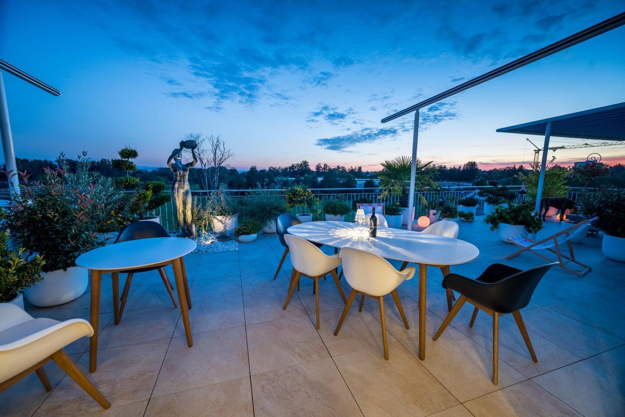 Living Timeless- Design Meets Style Bodensee Mit 2 Parkplaetzen, 40qm Terrasse Fuer Bis Zu 6 Personen FDH